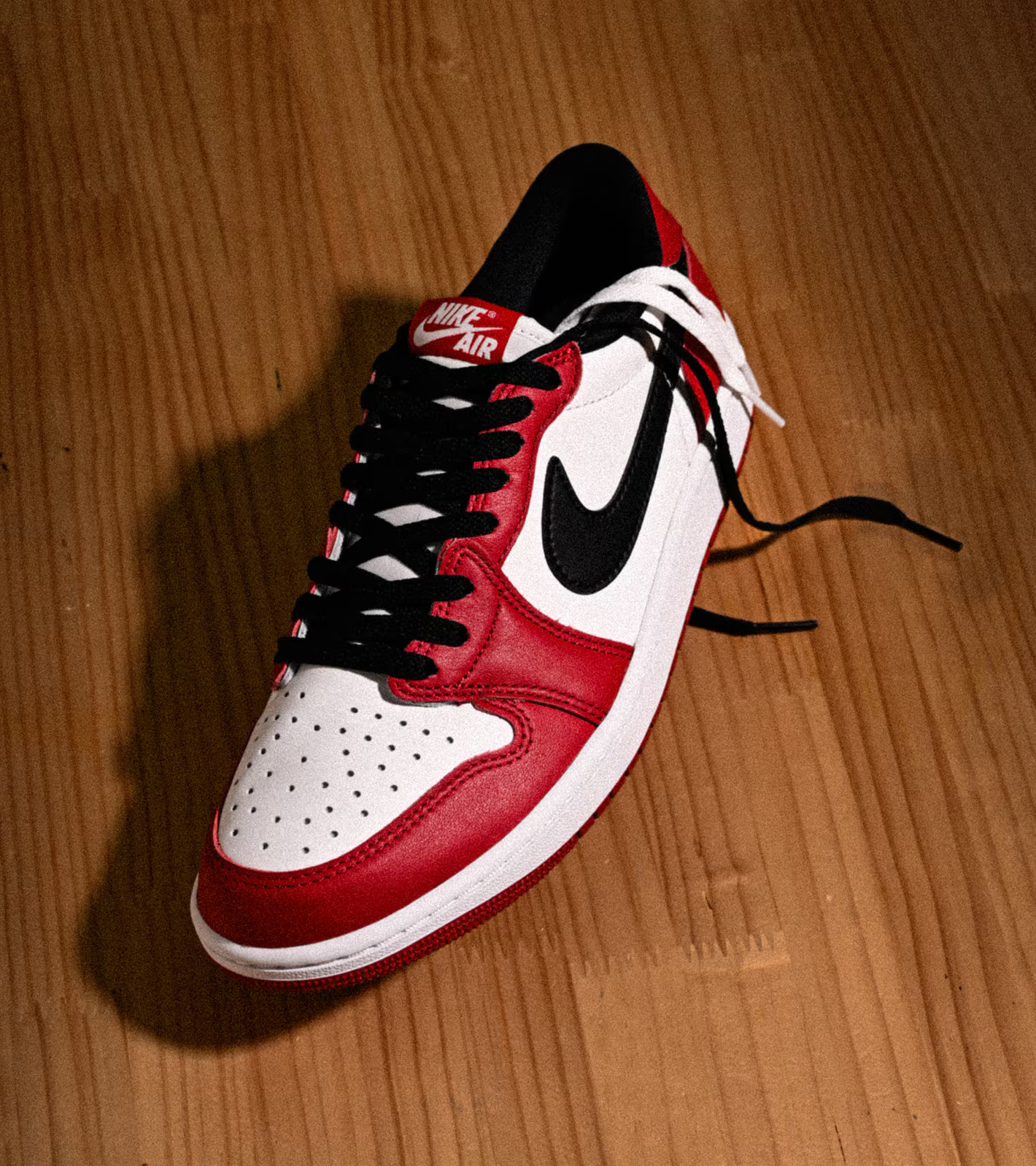 NIKE AIR JORDAN 1 LOW OG “Chicago” が11月15日(土)発売
