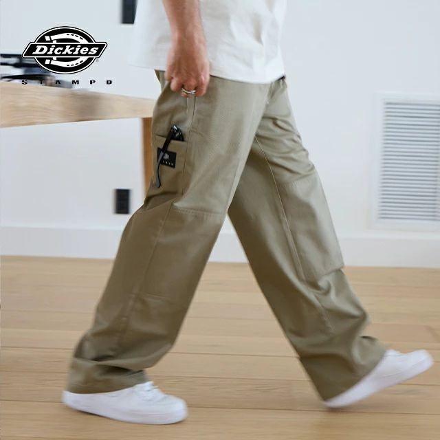 STAMPD × Dickies の Double Knee Loose Fit Pants が発売