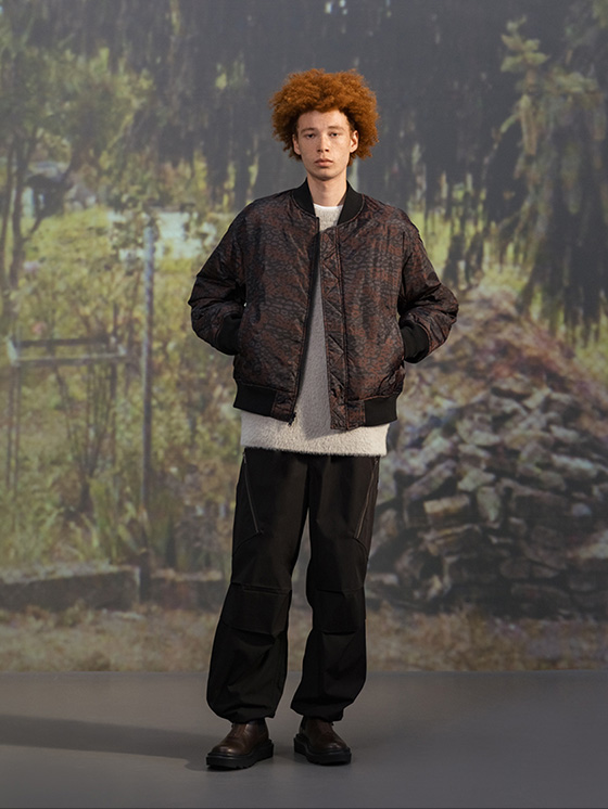 GU × UNDERCOVER “UG” の2025年秋冬コレクションが10月24日(金)発売