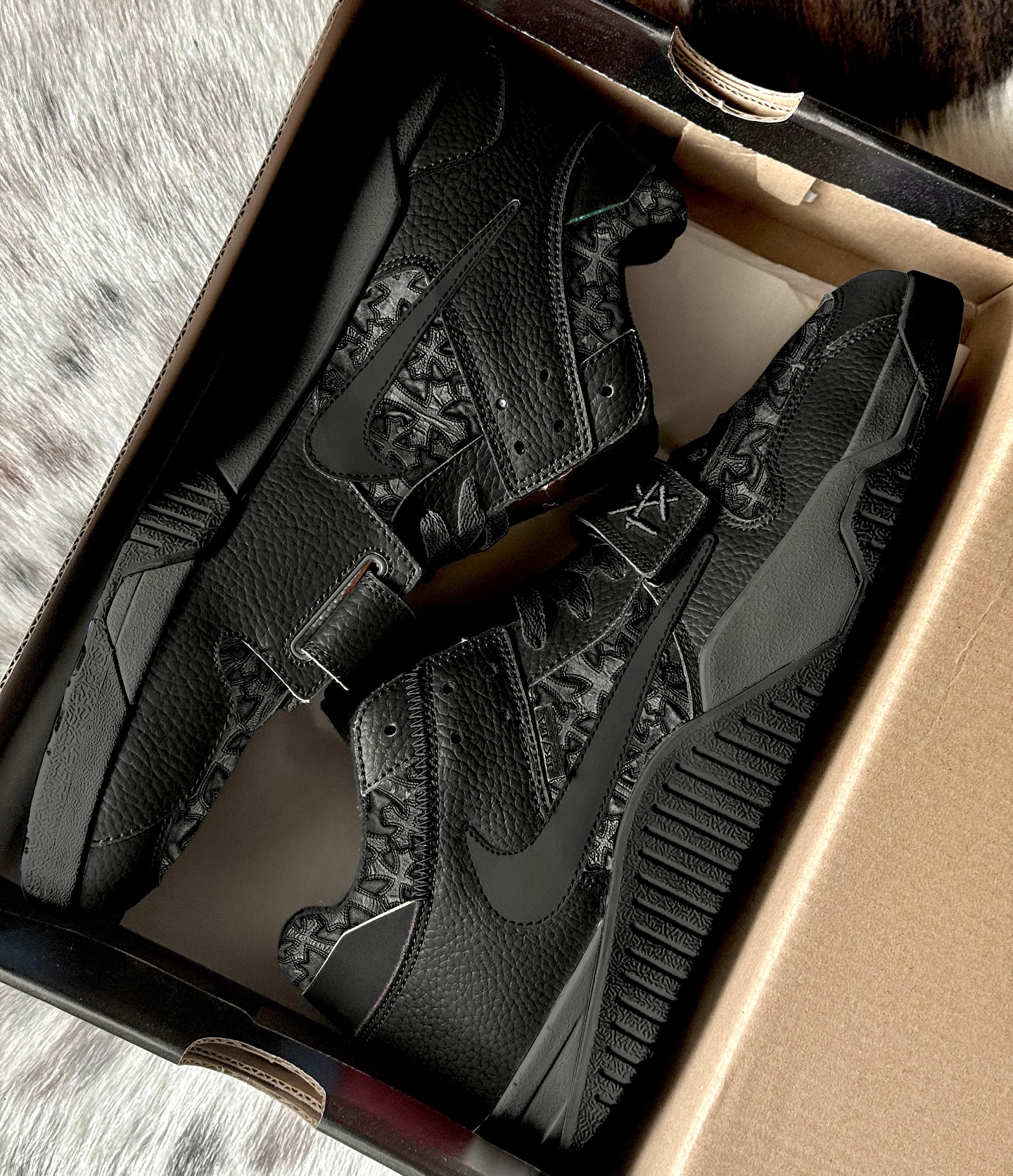 Travis Scott × Chrome Hearts × NIKE JORDAN JUMPMAN JACK のアーティストカスタムモデルが公開