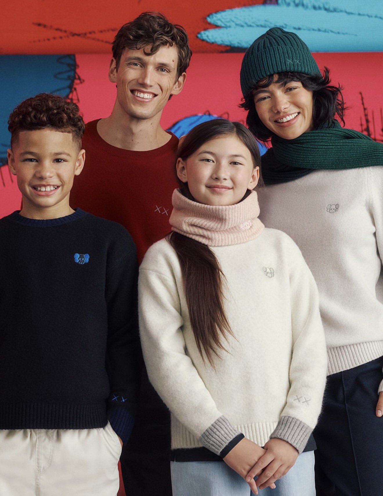 KAWS × UNIQLO の2025年秋冬コレクション “KAWS WINTER” が海外11月20日(木)発売予定