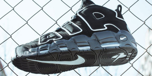 NIKE AIR MORE UPTEMPO OG “Black/White” が発売