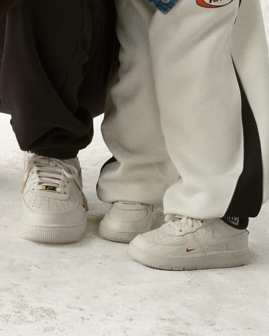 KITH × NIKE の2025年ホリデーコレクションが公開