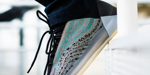YEEZY QUANTUM “Teal Blue” の46％OFF セールが開催