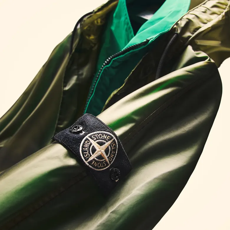 END. が Stone Island のエクスクルーシブアイテムを11月21日(金)に発売