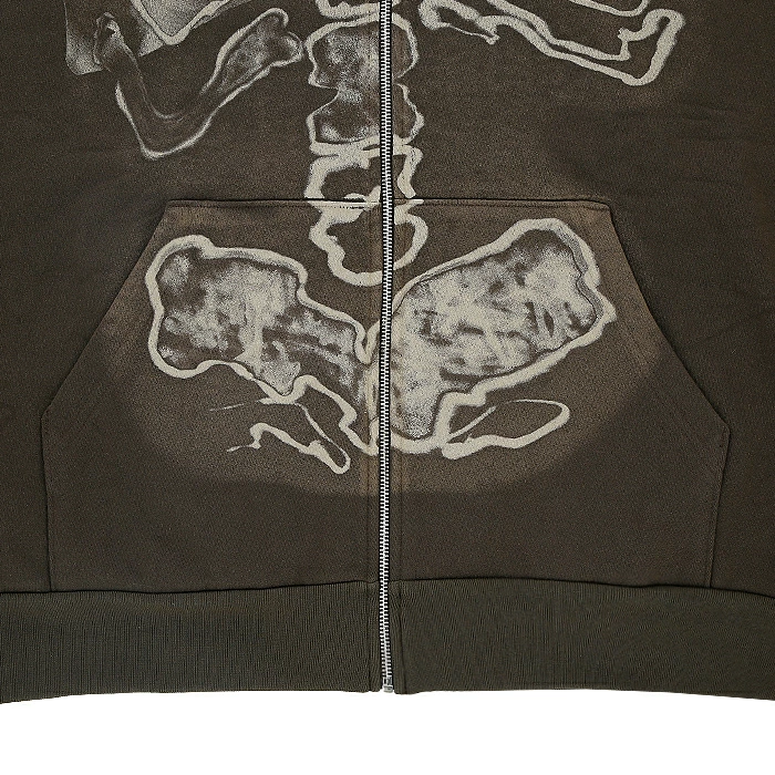 Travis Scott × fragment design の Skeleton Graffiti Full Zip Hoodie が発売