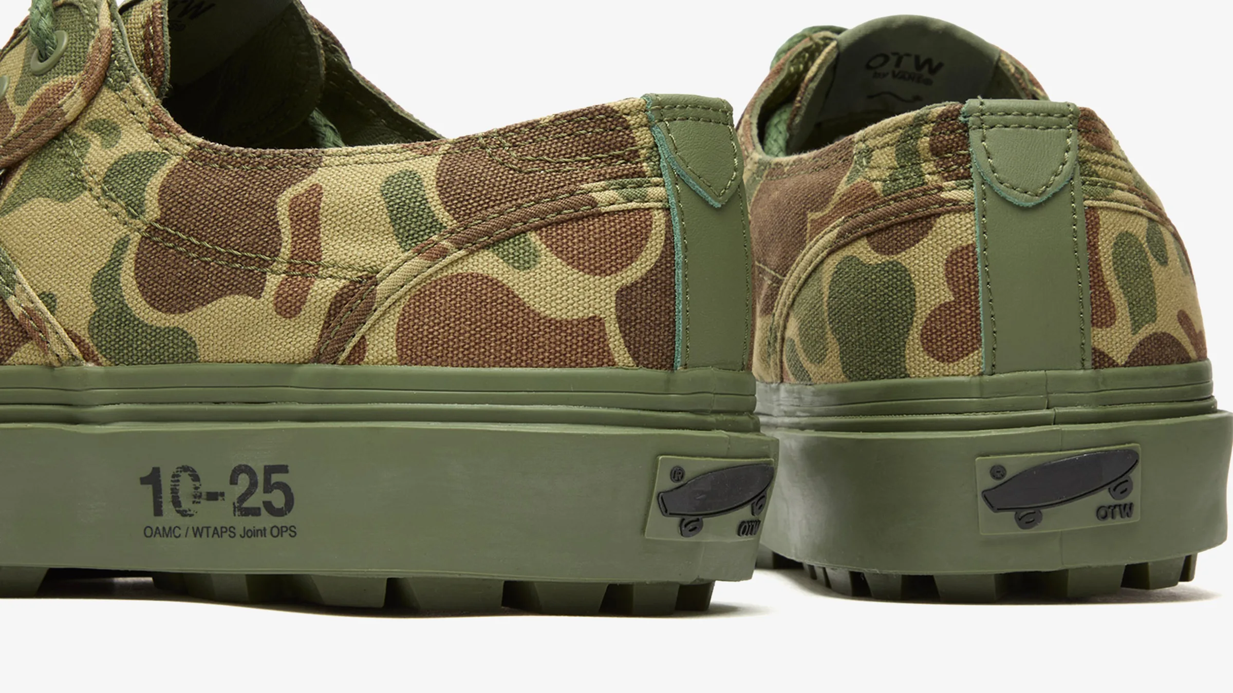 WTAPS × OAMC × VANS OTW のトリプルコラボスニーカーが発売予定