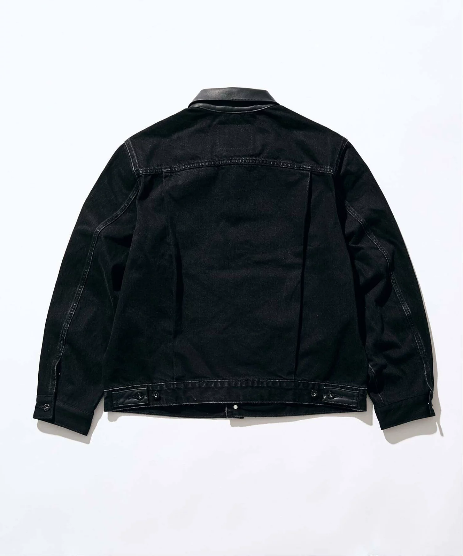 EDIFICE × Levi’s®『2nd Type Tracker Jacket』の通常販売が開始