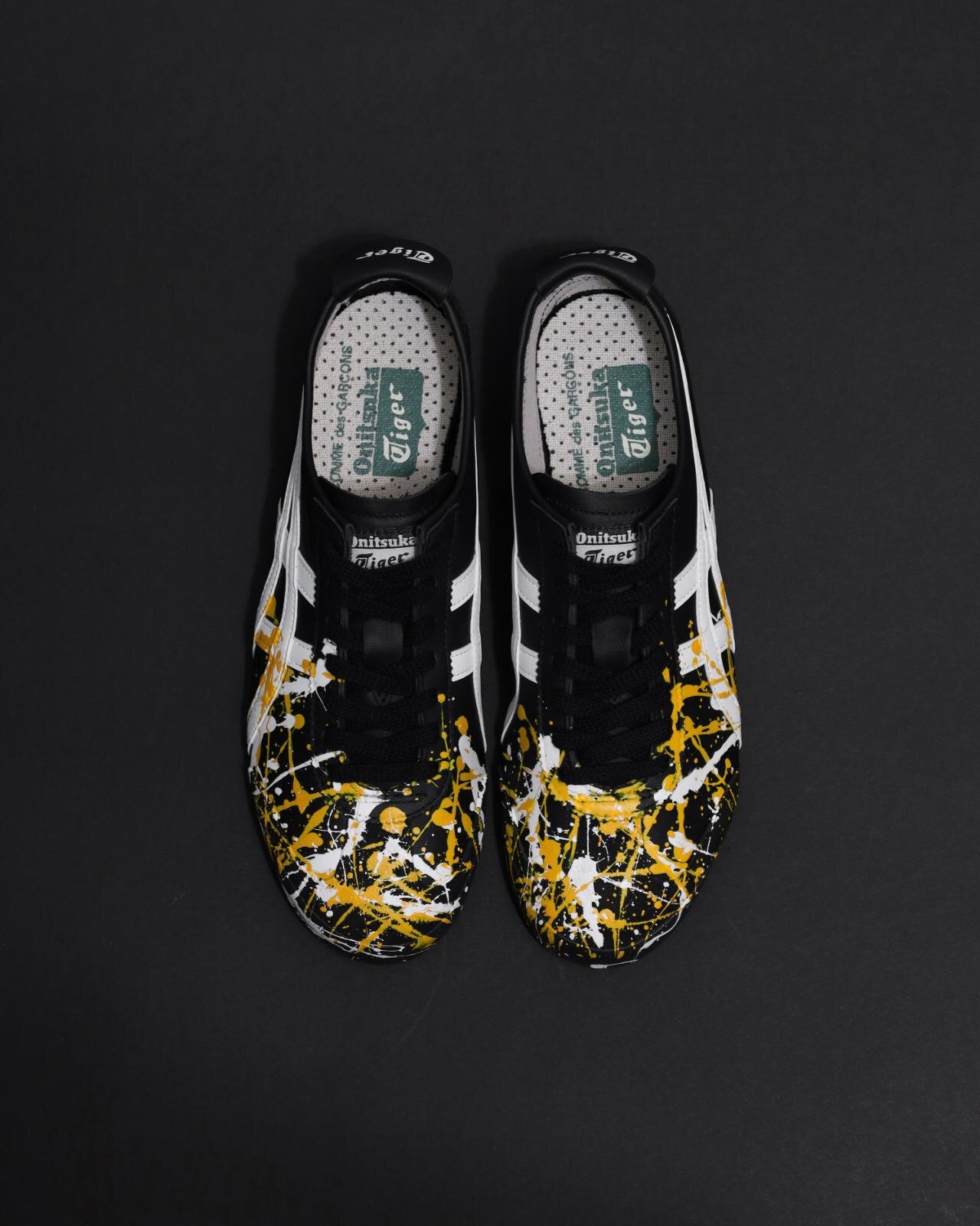 COMME des GARÇONS × Onitsuka Tiger の2025年ホリデーコレクションが12月1日(月)発売予定