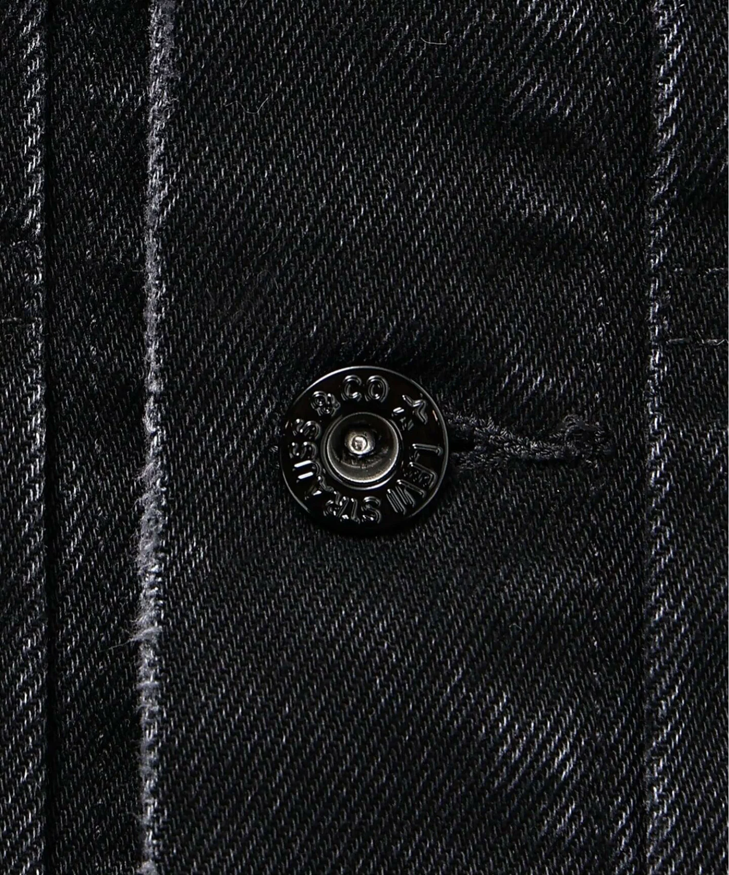 EDIFICE × Levi’s®『2nd Type Tracker Jacket』の先行予約が開始