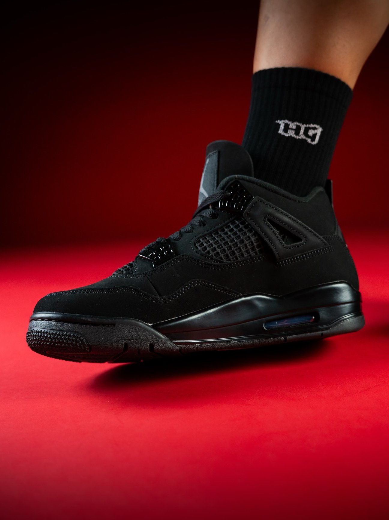 【国内取扱店を追加】NIKE AIR JORDAN 4 RETRO “Black Cat” が11月28日(金)発売