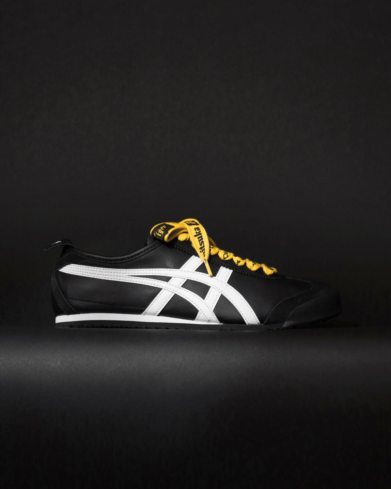 COMME des GARÇONS × Onitsuka Tiger の2025年ホリデーコレクションが12月1日(月)発売予定