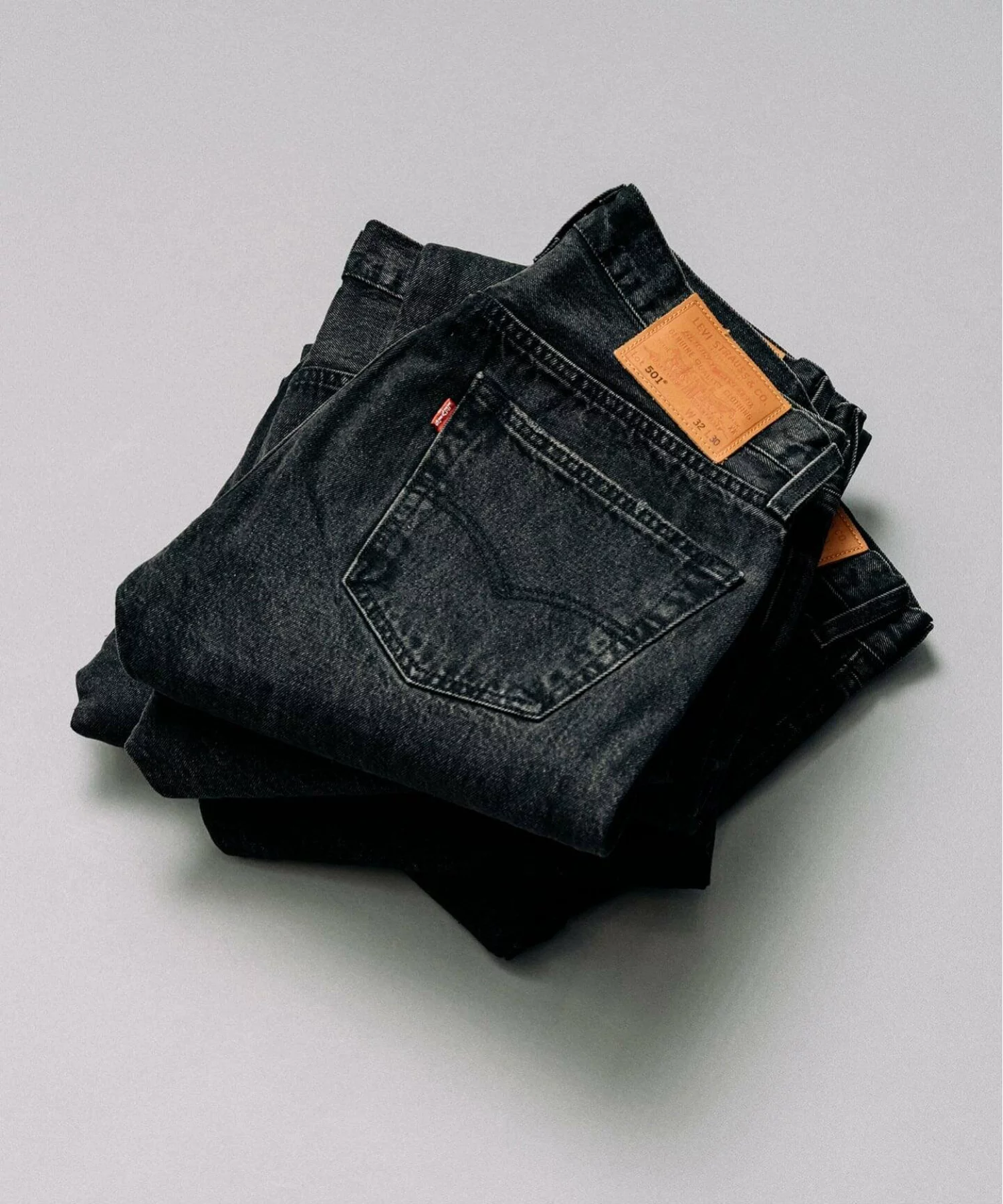 EDIFICE × Levi's®『BIG E 501®︎ “Black”』の追加予約が開始 - Yakkun