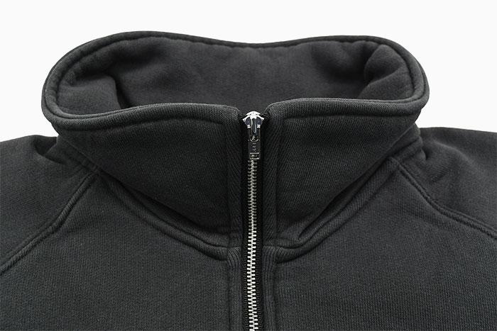 Stüssy の Fleece Raglan Zip Mock が17％OFF で発売