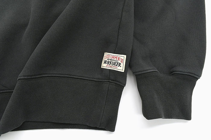 Stüssy の Fleece Raglan Zip Mock が17％OFF で発売