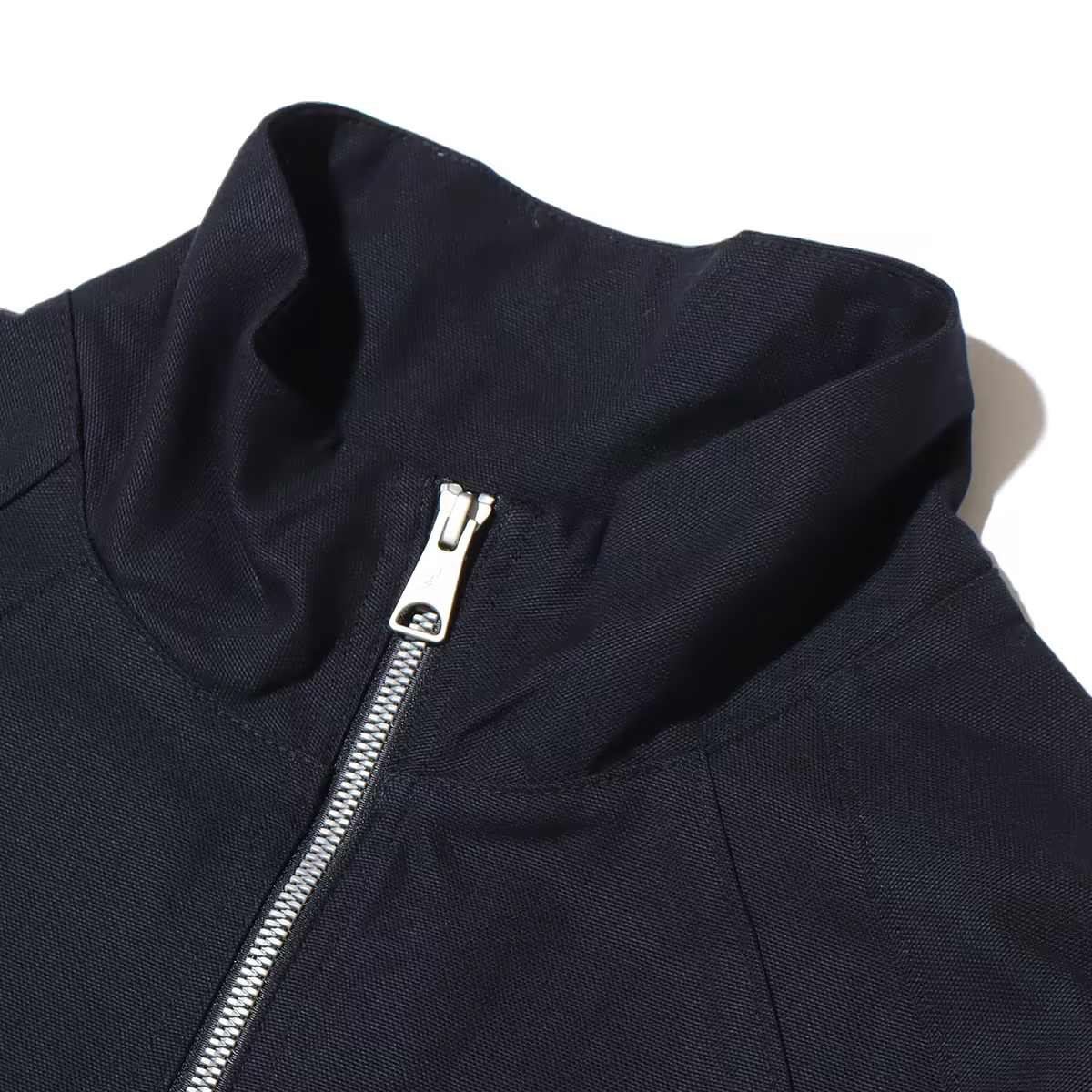 Travis Scott × NIKE の Woven Jacket が発売