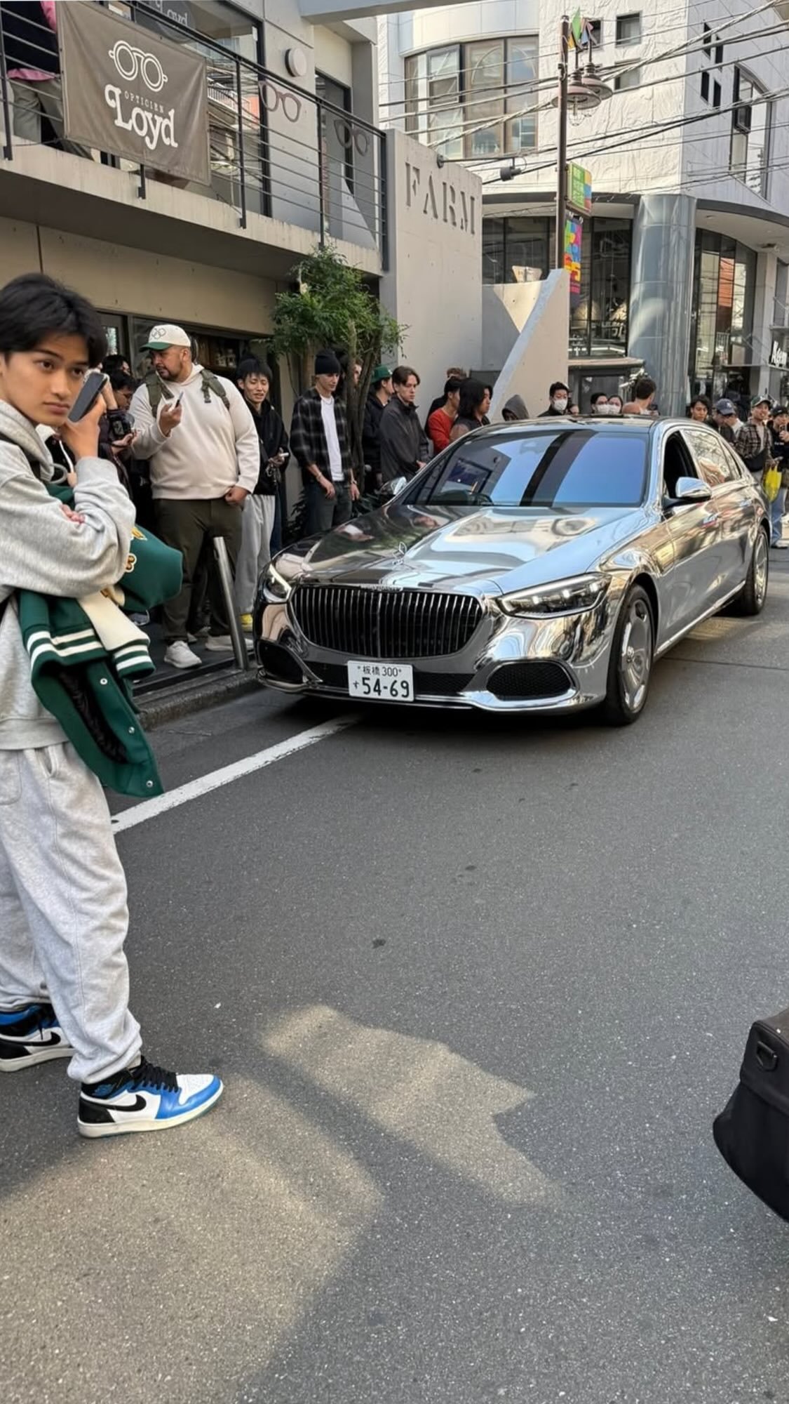 Ye (旧姓 カニエウェスト) が日本に帰国