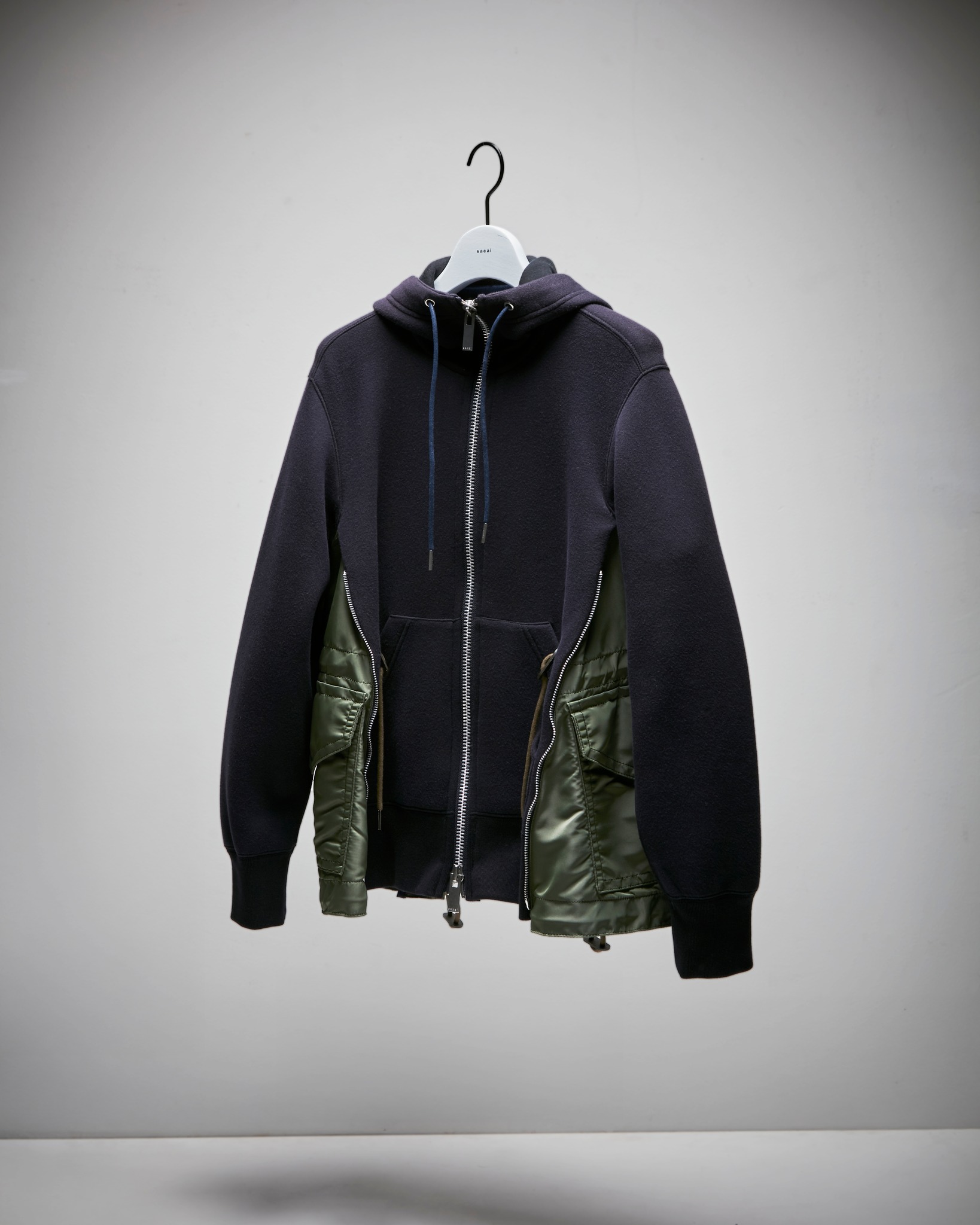 sacai から Classics 2026年春夏コレクションが11月21日(金)発売