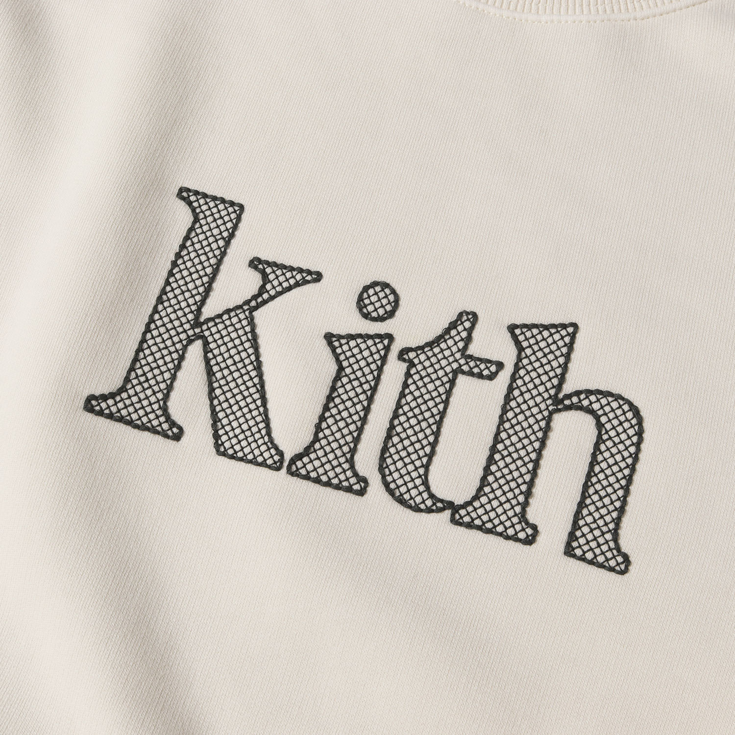 KITH の Serif Nelson Crewneck が発売
