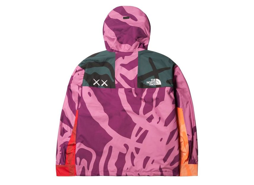 THE NORTH FACE × KAWS の 1986 Retro Mountain Jacket が発売