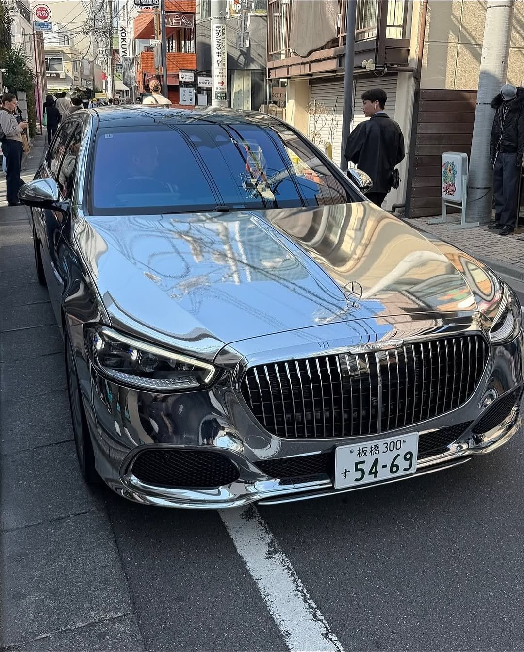 Ye (旧姓 カニエウェスト) が日本に帰国