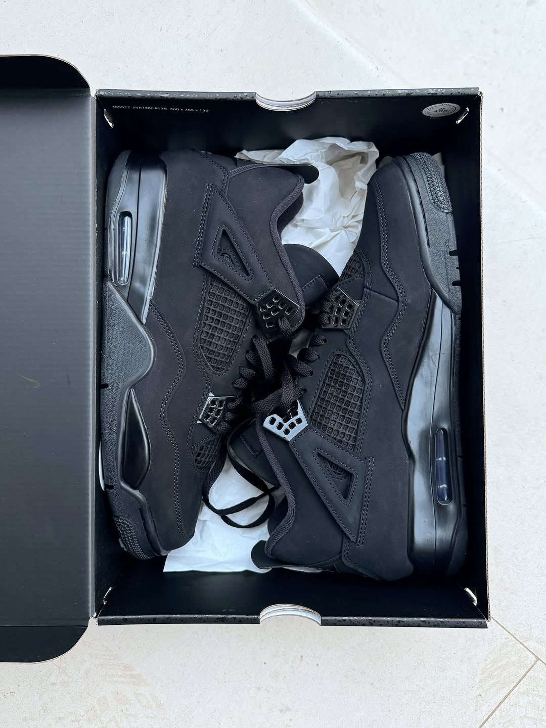 【国内取扱店を追加】NIKE AIR JORDAN 4 RETRO “Black Cat” が11月28日(金)発売