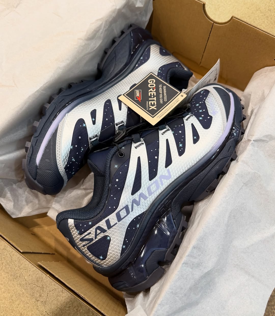atmos × SALOMON XT-4 OG GORE-TEX® “Stars Collide 2” のWEB抽選が開始