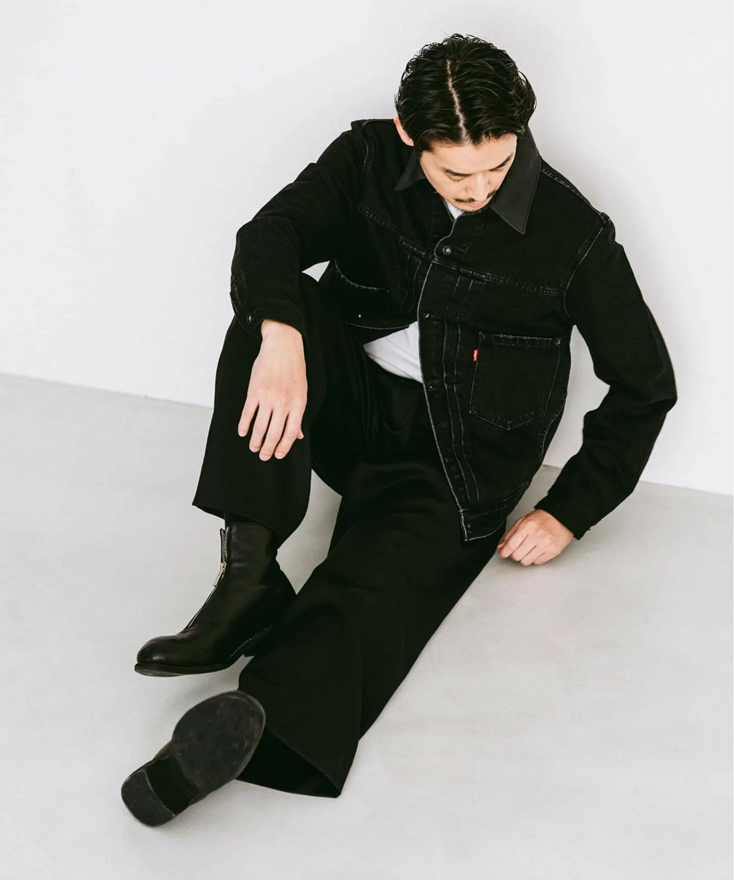 EDIFICE × Levi’s®『2nd Type Tracker Jacket』の先行予約が開始