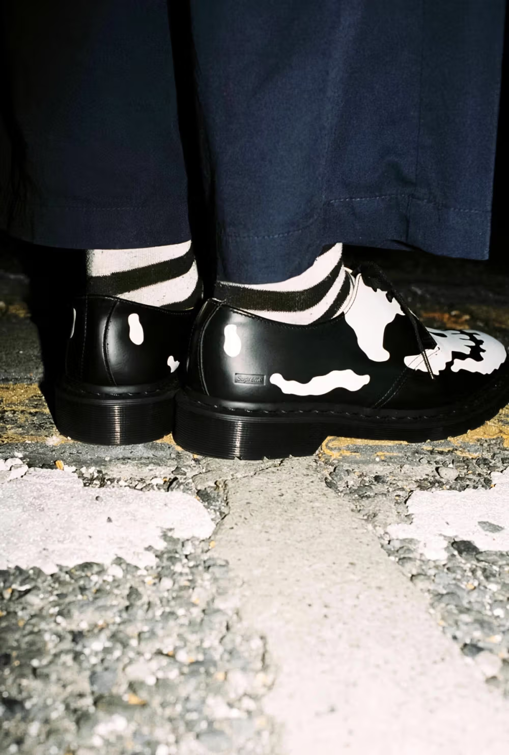 Supreme × Dr.Martens の2025年秋冬コラボシューズが発表