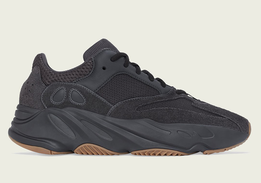 YEEZY BOOST 700 “Utility Black” が発売