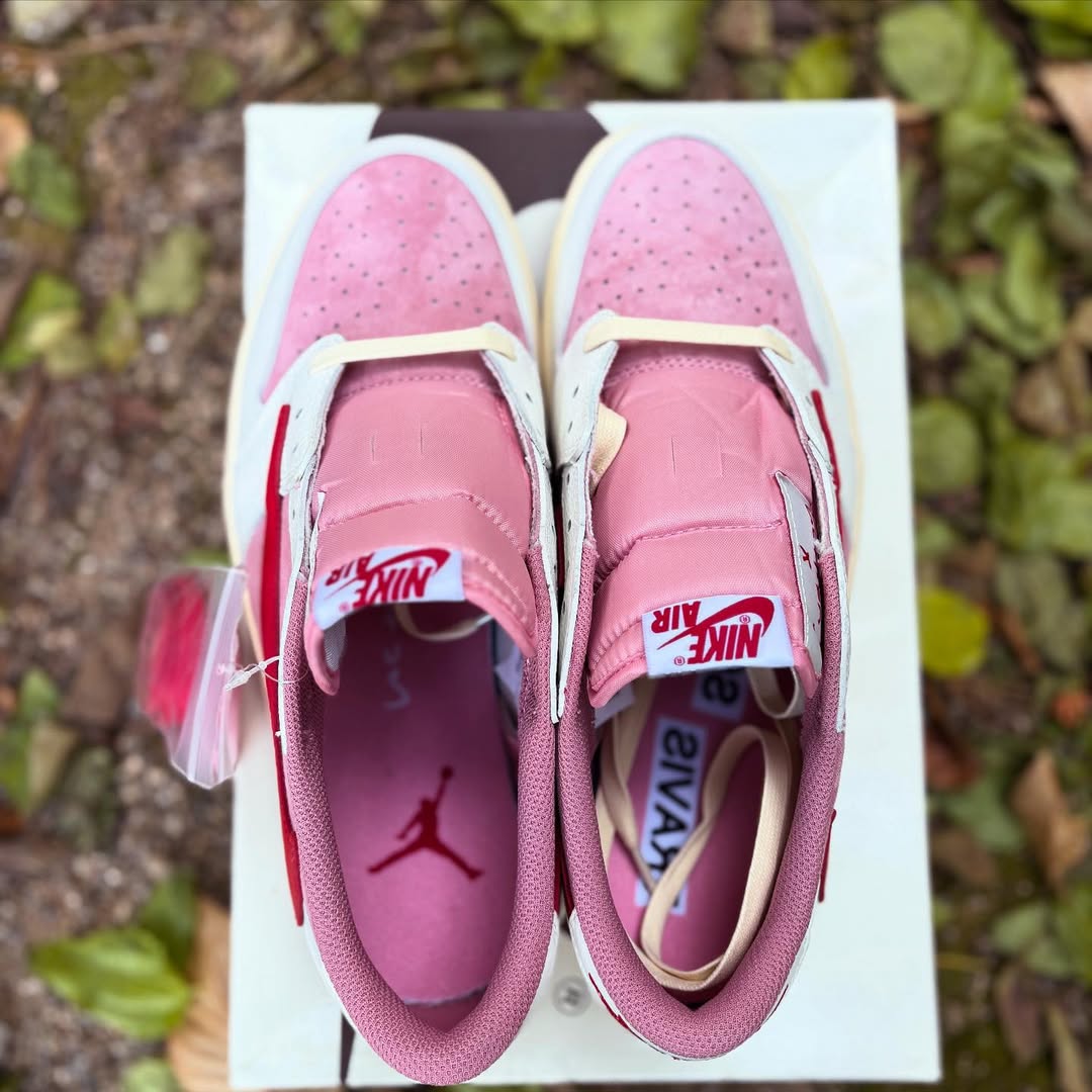 Travis Scott × NIKE AIR JORDAN 1 LOW “Sail Shy Pink” が2026年夏に発売予定
