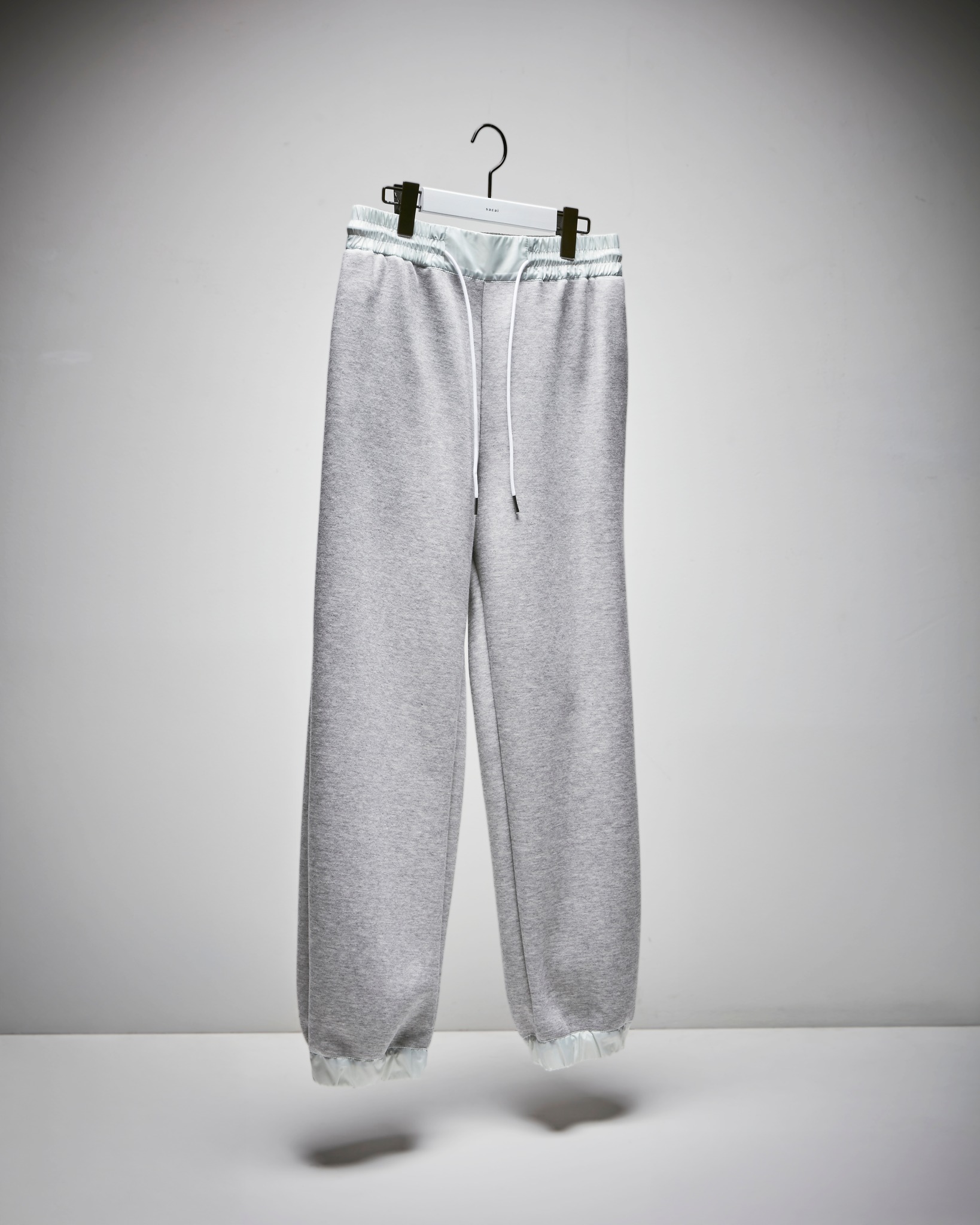 sacai から Classics 2026年春夏コレクションが11月21日(金)発売