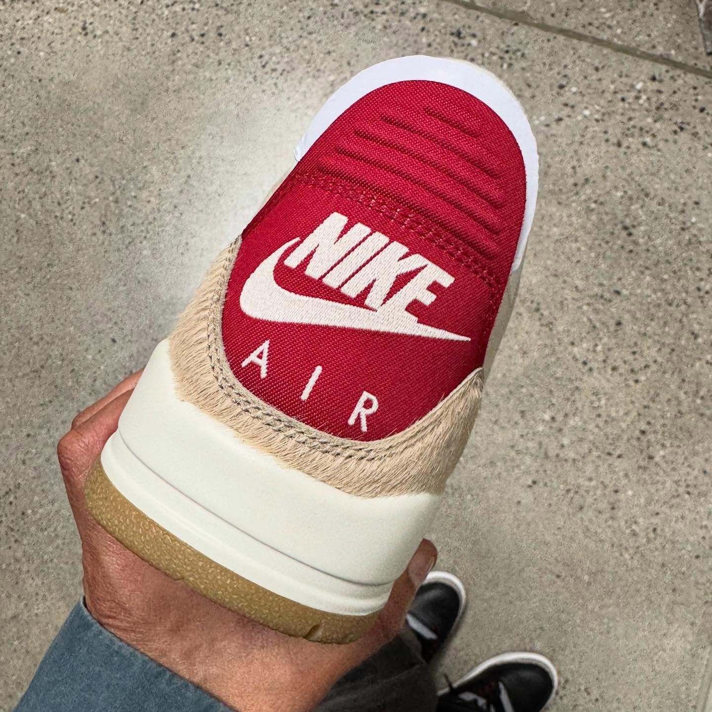 Levi's® × NIKE AIR JORDAN 3 “Sail” が2026年春に発売予定