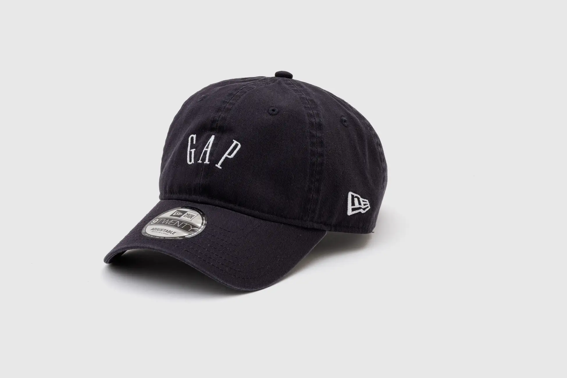 Gap × New era® の日本限定コラボコレクションが11月18日(火)発売