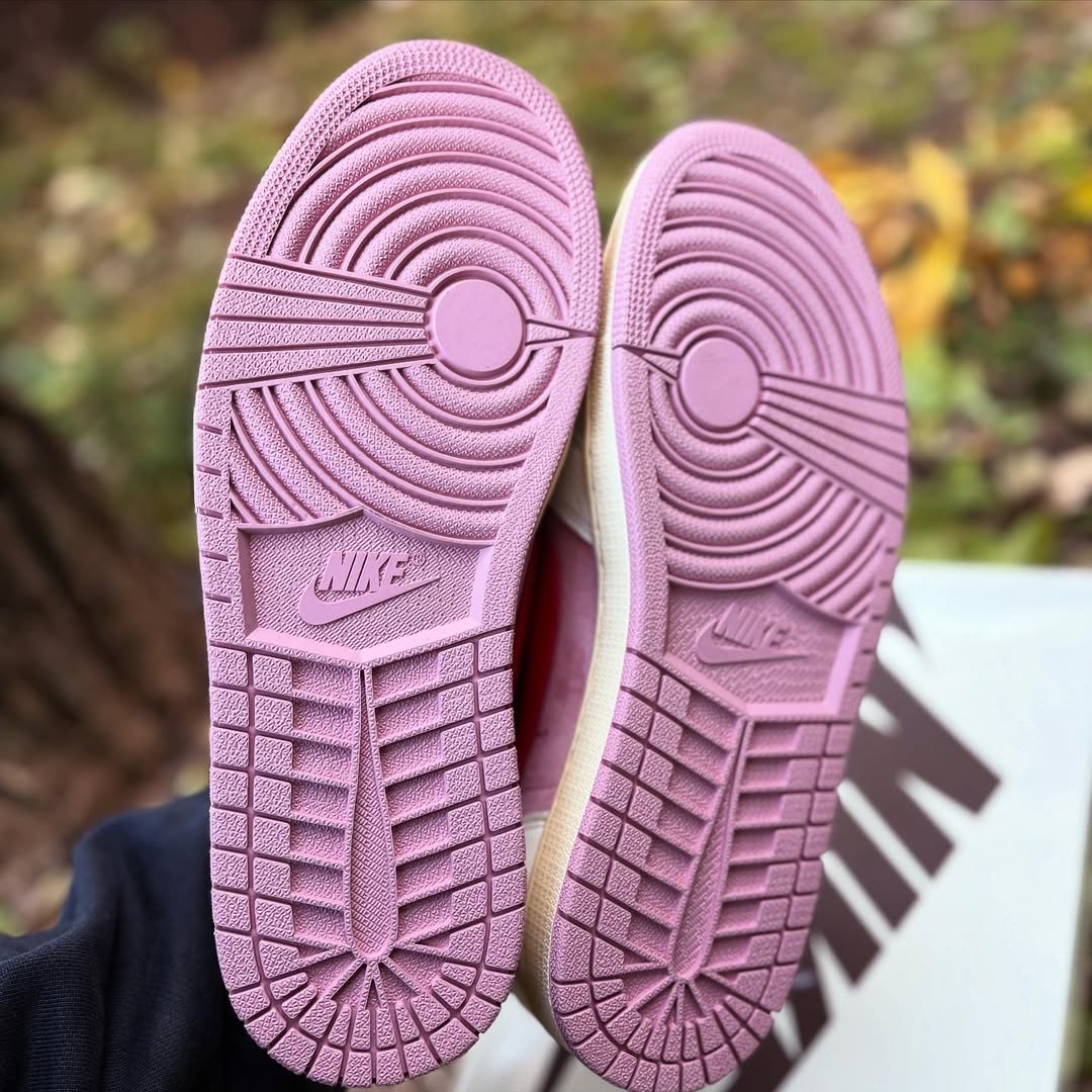 Travis Scott × NIKE AIR JORDAN 1 LOW “Sail Shy Pink” が2026年夏に発売予定