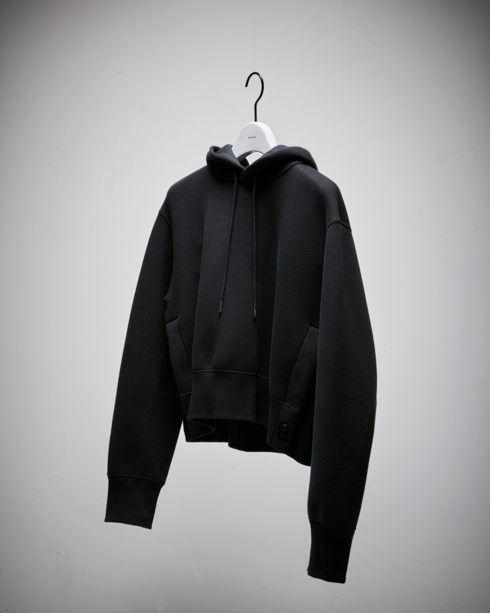 sacai から Classics 2026年春夏コレクションが11月21日(金)発売