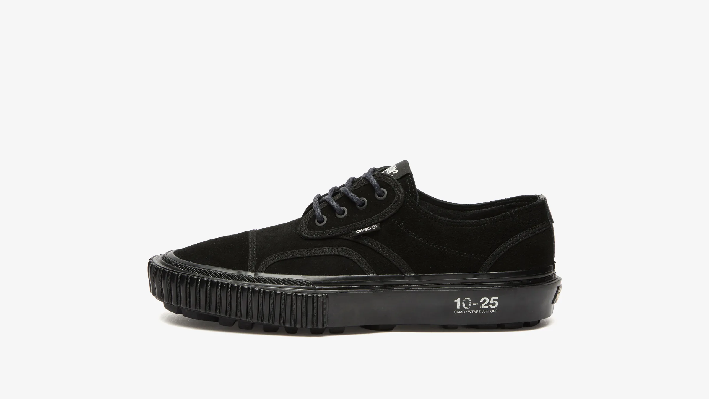 WTAPS × OAMC × VANS OTW のトリプルコラボスニーカーが発売予定