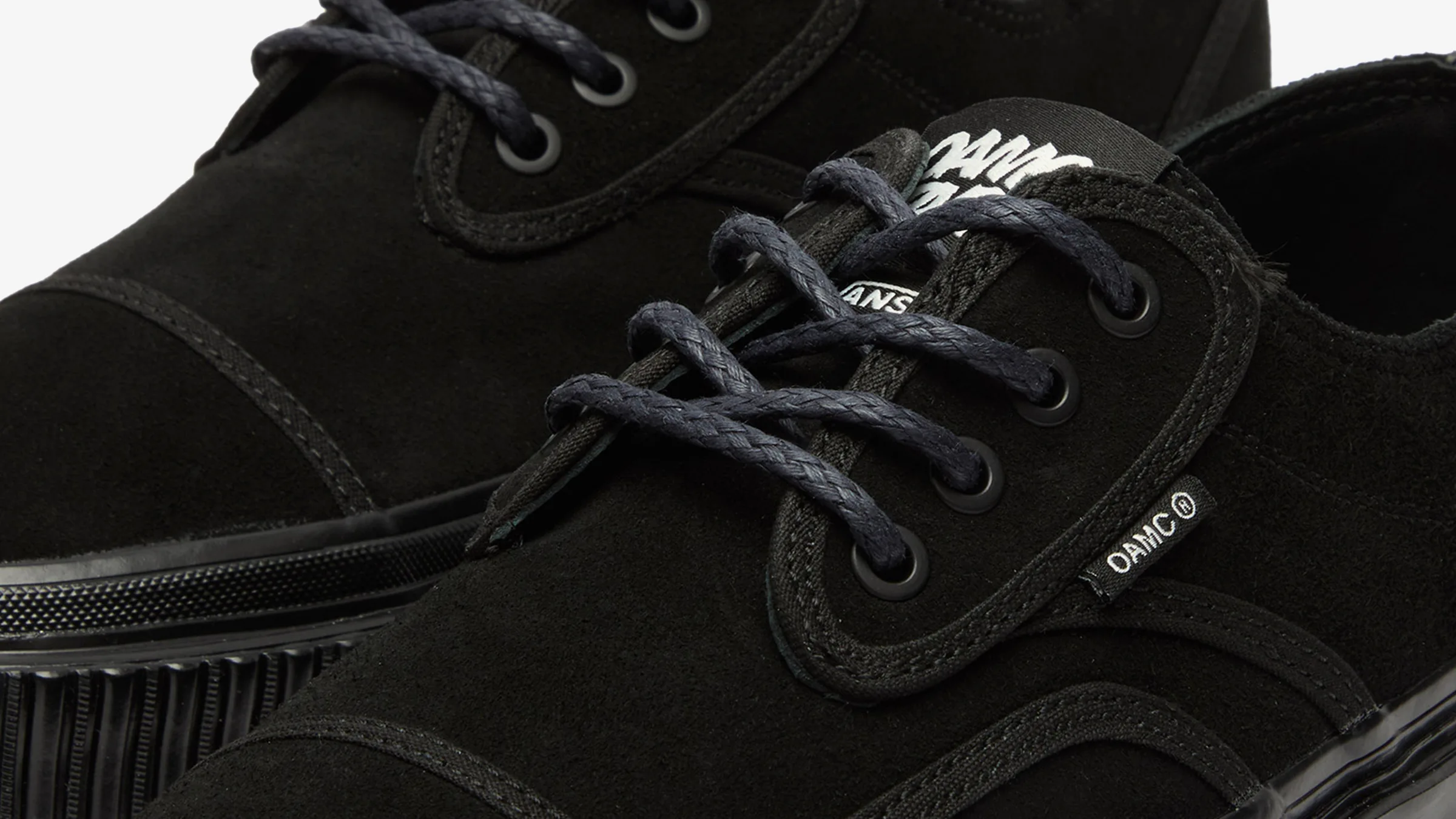 WTAPS × OAMC × VANS OTW のトリプルコラボスニーカーが発売予定