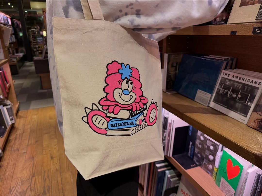 代官山 蔦屋書店 の開業14周年を記念した VERDY とのコラボアイテムが発売