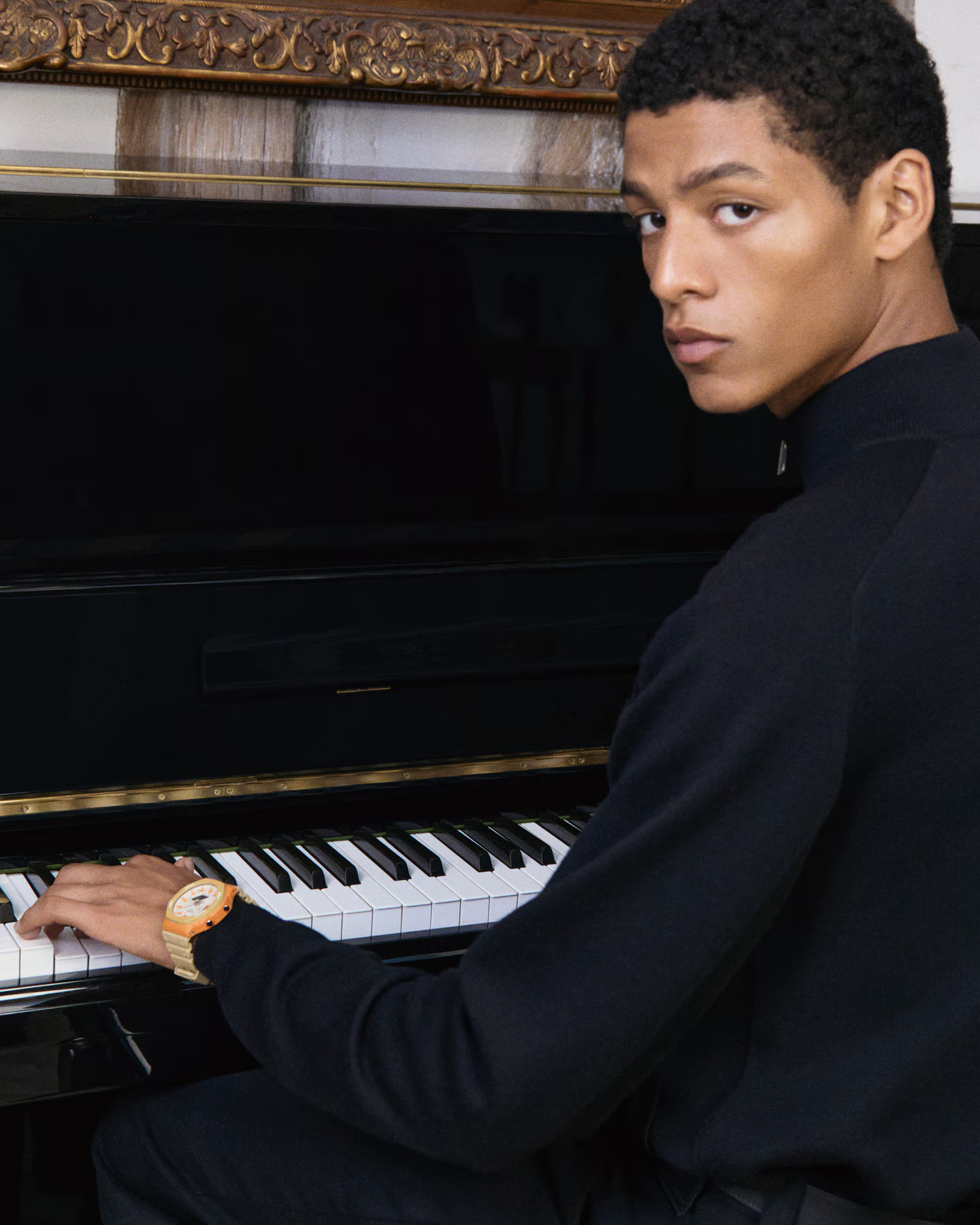 Maison Kitsuné × G-SHOCK『GA-2110MK』の先行予約が12月4日(木)10:00～開始