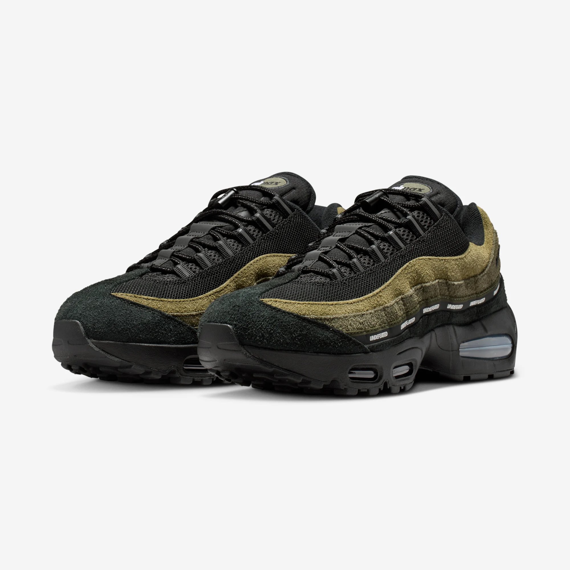 UNDEFEATED × NIKE AIR MAX 95 “Medium Olive” のオフィシャル画像が公開