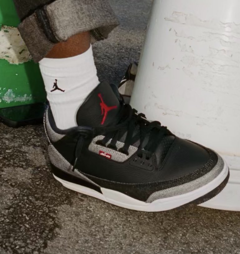 Levi's® × NIKE AIR JORDAN 3 のオフィシャル画像が公開