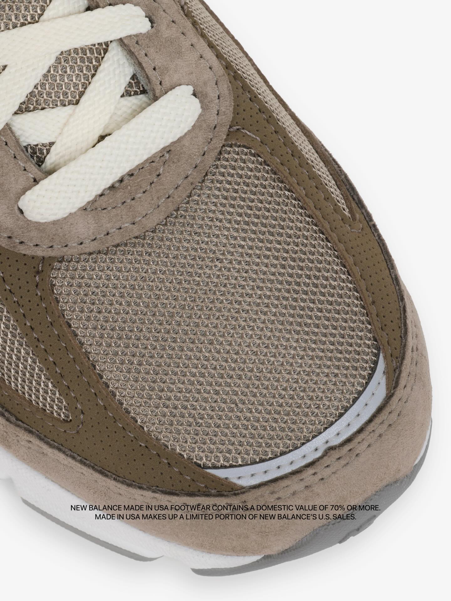 JJJJound × New Balance 990v4 “Mushroom” が12月12日(金)23:00～受注販売が開始