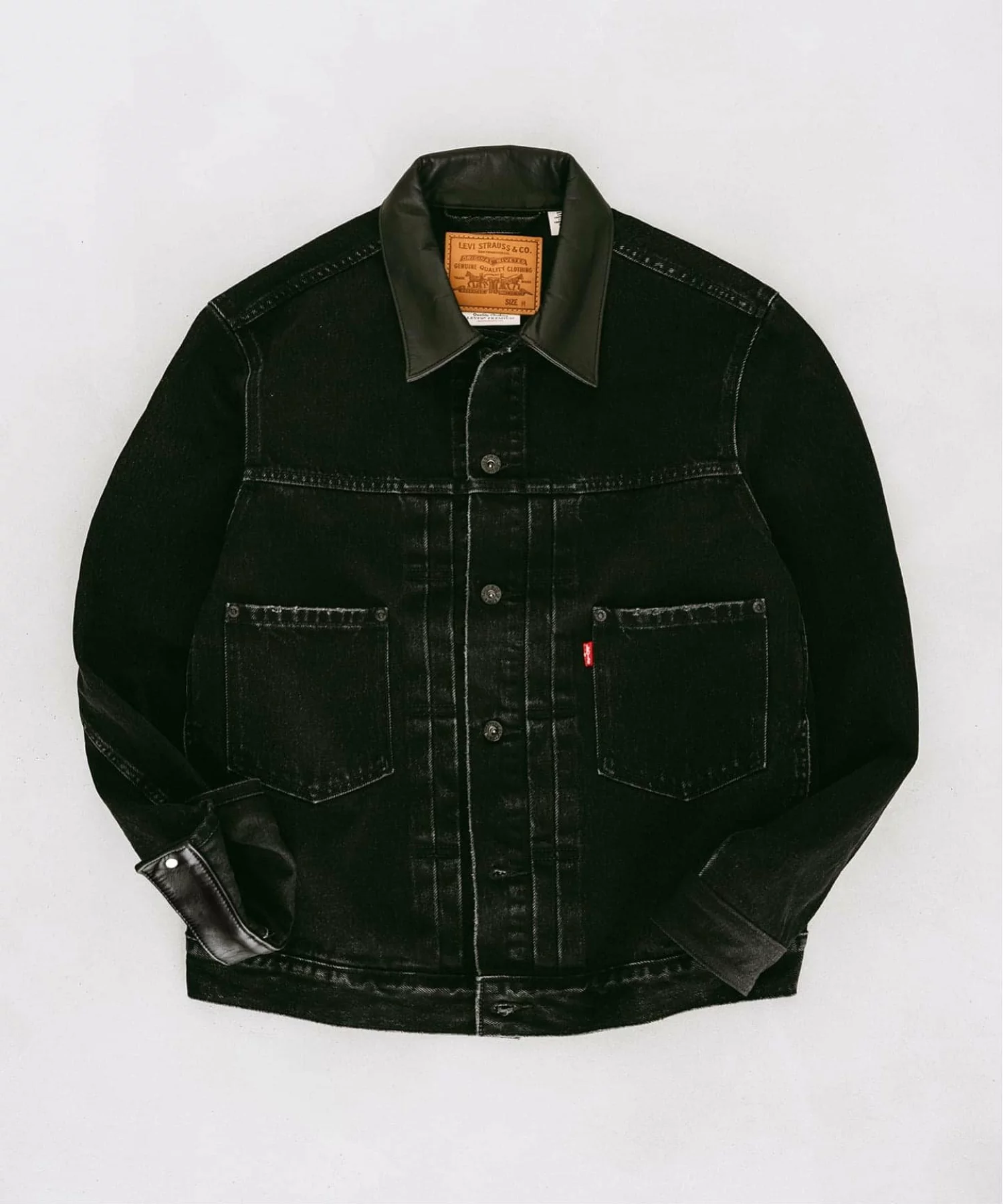 EDIFICE × Levi’s®『2nd Type Tracker Jacket』の追加予約が開始