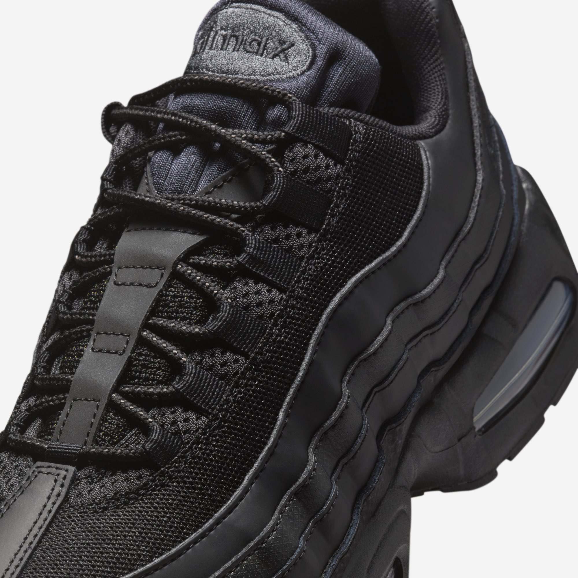 NIKE AIR MAX 95 BIG BUBBLE OG “Triple Black” が PRECIOUS PLACE にて発売