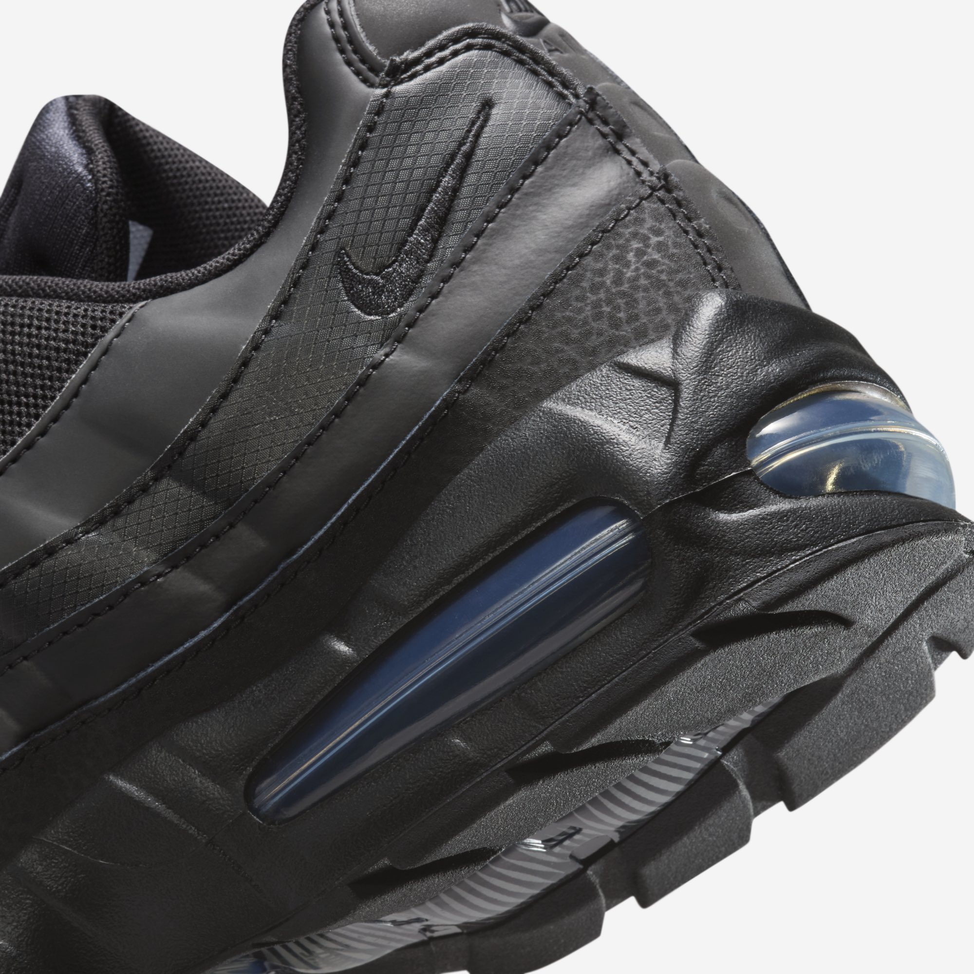 NIKE AIR MAX 95 BIG BUBBLE OG “Triple Black” が PRECIOUS PLACE にて発売