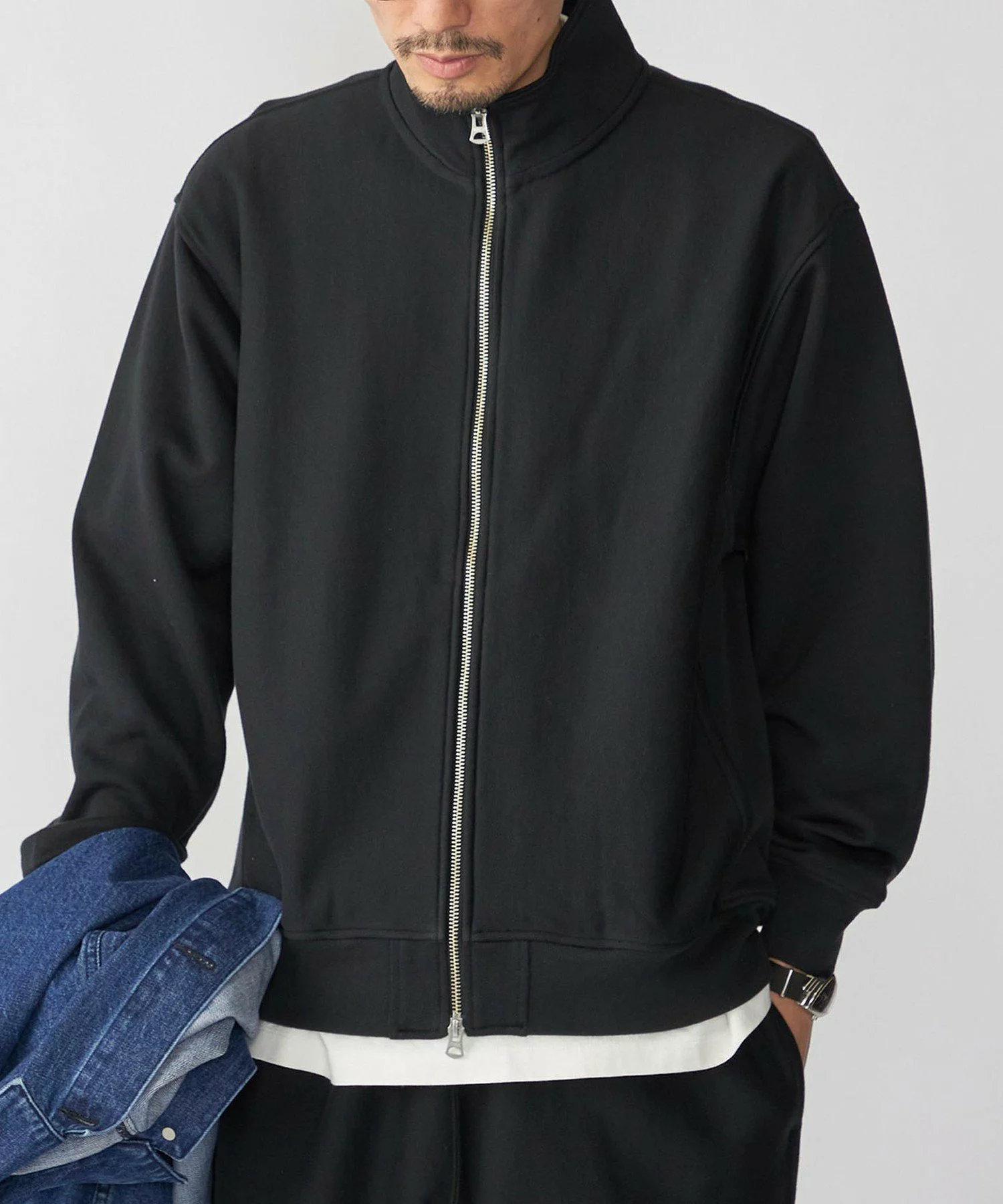 SHIPS × Champion『Reverse Weave® Sweat Stand Zip Cardigan』の先行予約が開始