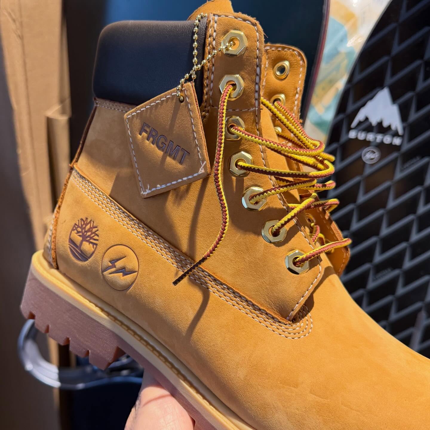 藤原 ヒロシ が fragment design × Timberland のコラボブーツを公開