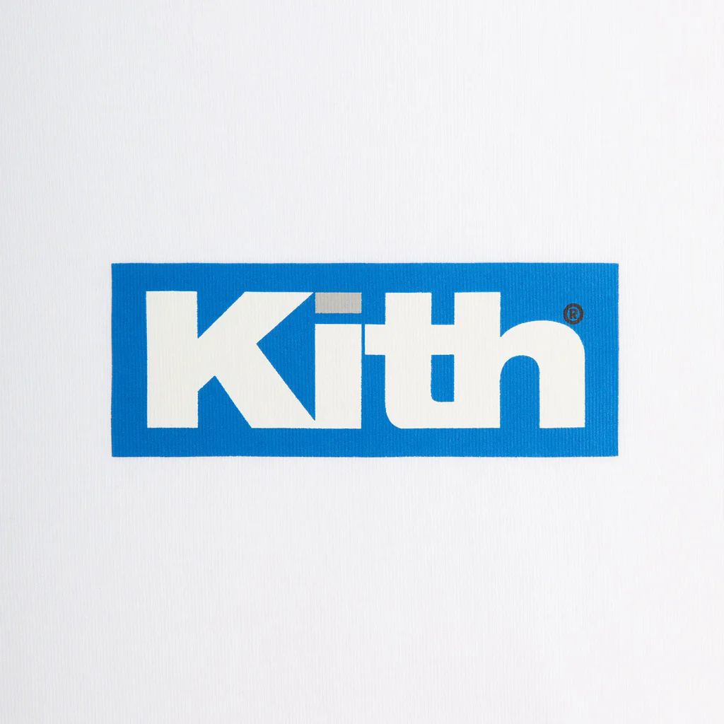 KITH の2025年ウィンターコレクションより Retro Logo Tee が発売