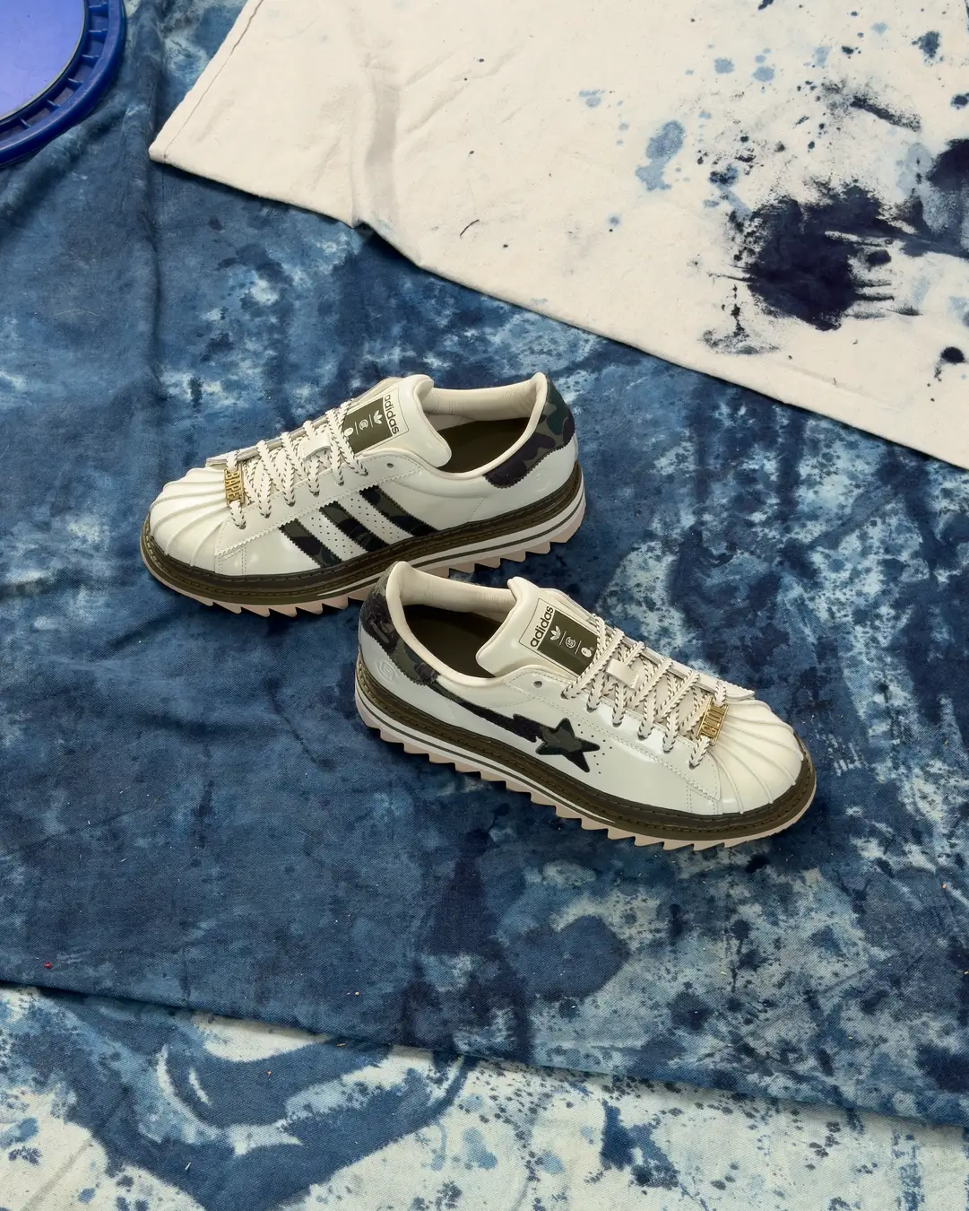 BAPE® × CLOT × adidas Originals SUPERSTAR が12月5日(金)発売